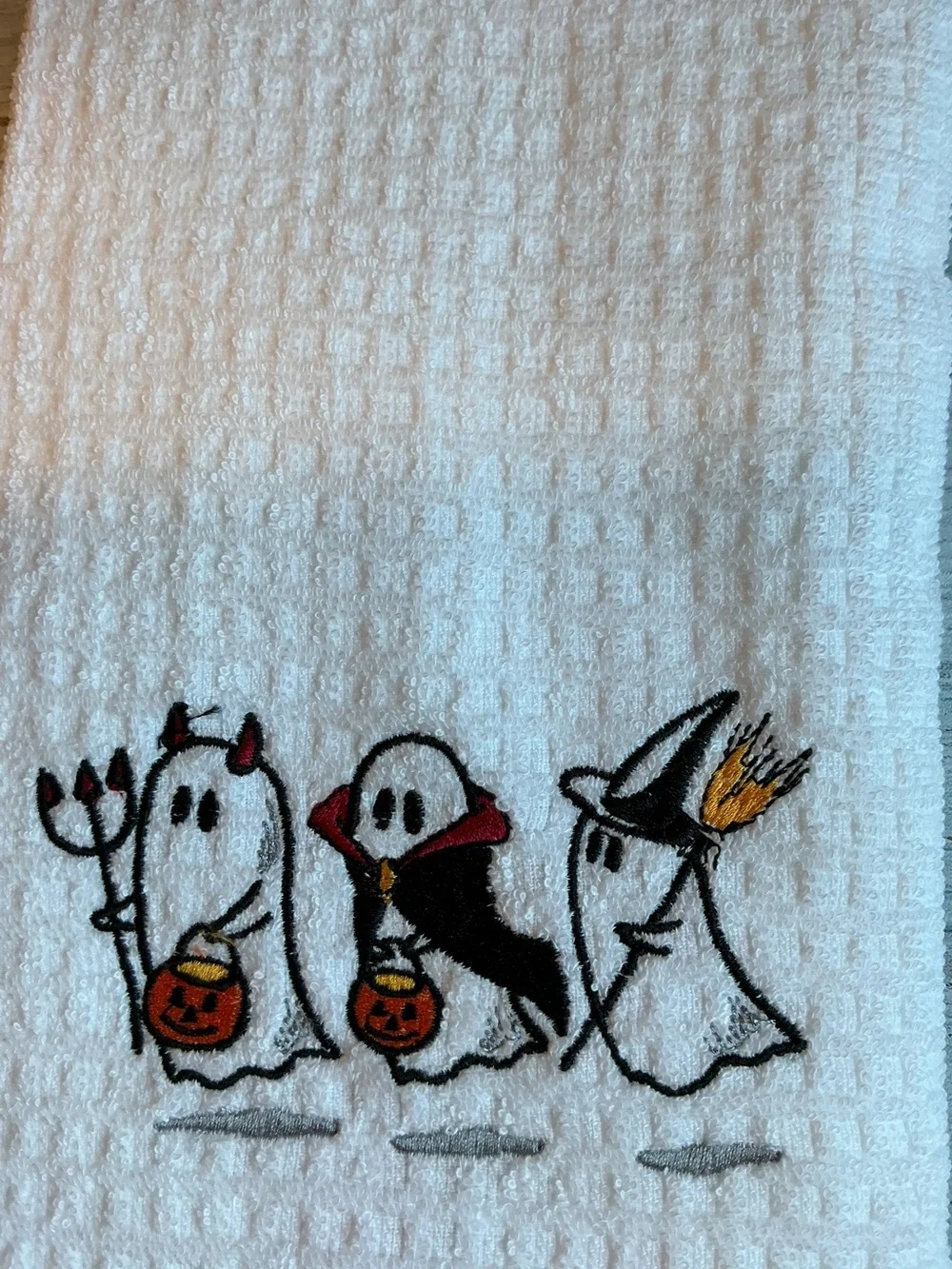Isaac Mizrahi New York 2Pc Ghost Pals Embroidery Kitchen Towel-18×27.5